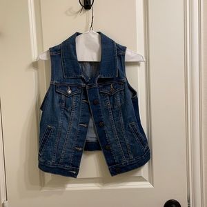 Cute denim vest, Old Navy
